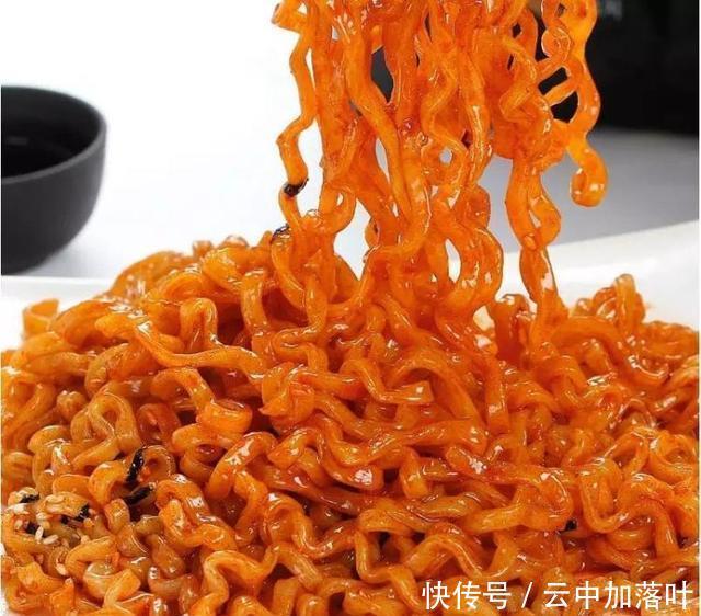 康师傅|只知道康师傅这3种“冷门”泡面每袋仅3到4元,味道不输火鸡面