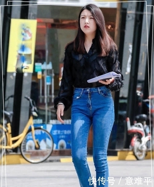  自然|一条时尚的牛仔裤，优雅出街，阳光自然让人看起来很帅气