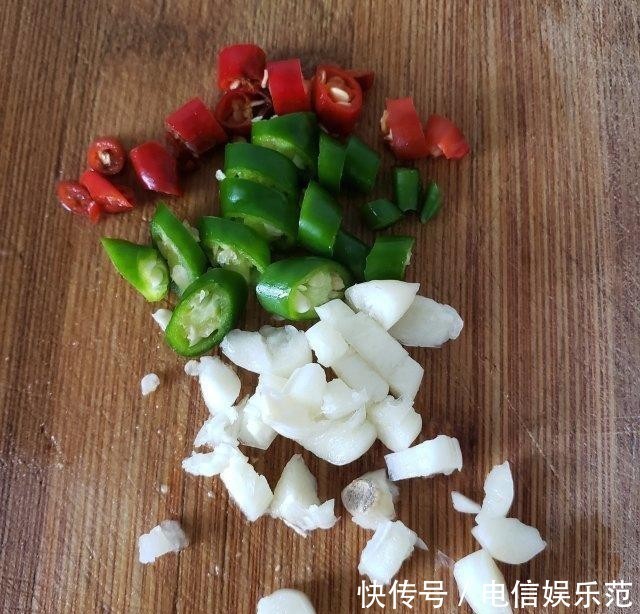 美味|五花肉炒苦瓜,美味下饭菜,就是香