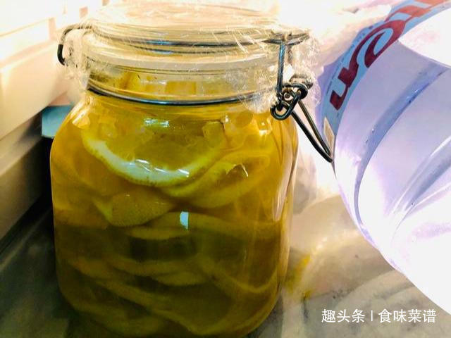 漂亮|夏天最该喝的不是雪碧,而是这杯水,美白养肤,整个人都变漂亮了