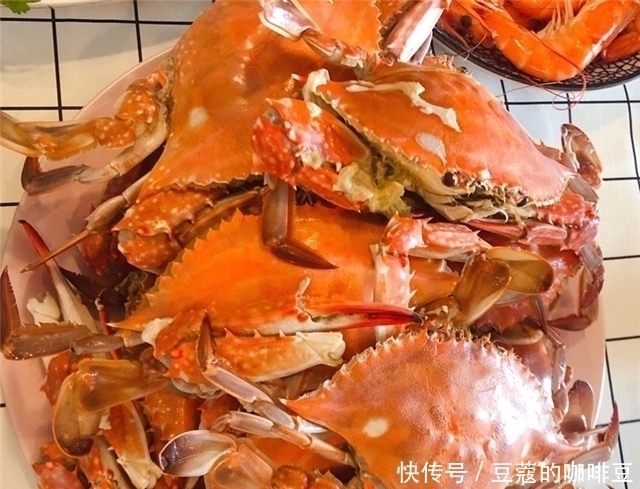  下厨|婆婆请亲戚来家中做客，我下厨做一桌家宴，上桌后觉得很有面子