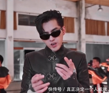 也非常|《新说唱》再次官宣新嘉宾,吴亦凡见到都要让C位,终于精彩了