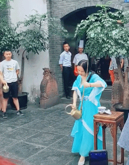  失误|搞笑GIF：我技术还是很好的，你们要相信我，这是失误！