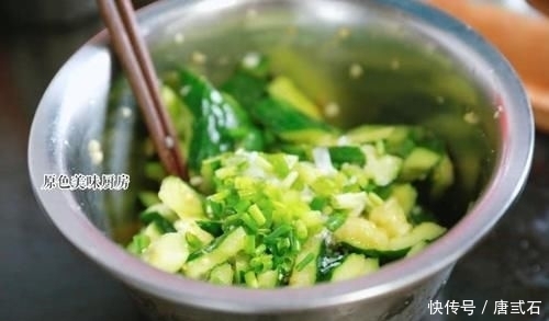 清凉|黄瓜准确的打开方式,清凉又爽口,第一步千万要注意