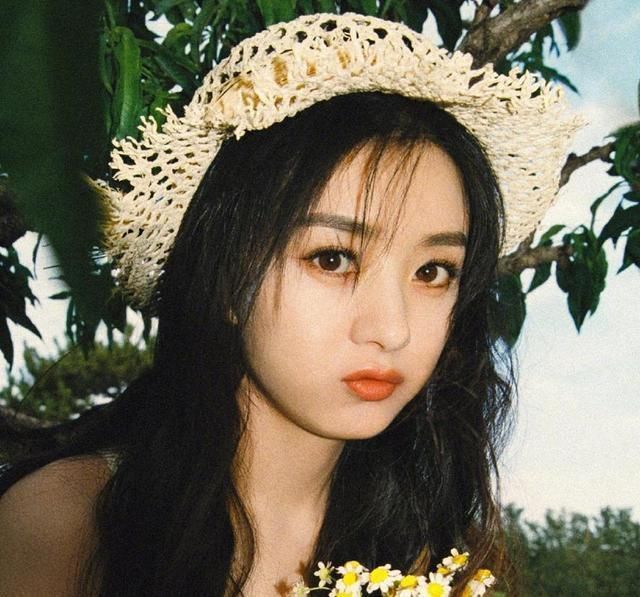 没想到|《中餐厅》收官,赵丽颖素颜上镜,没想到看着比21岁杨超越还嫩