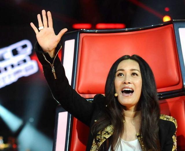  节目|李宇春当《中国好声音》导师，没听出《无价之姐》的她能表现好吗