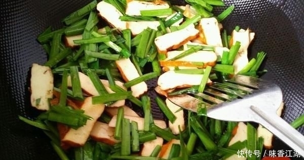  鲜嫩|春日里的“第一鲜”，立春前后最该吃它，鲜嫩可口还消炎杀菌