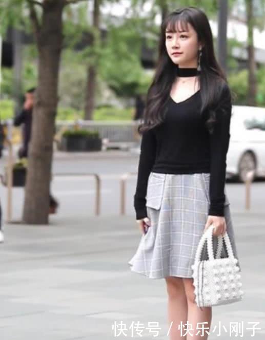 姐怎么样呢|漂亮小姐姐这样穿,凸显好身材,清爽又舒服