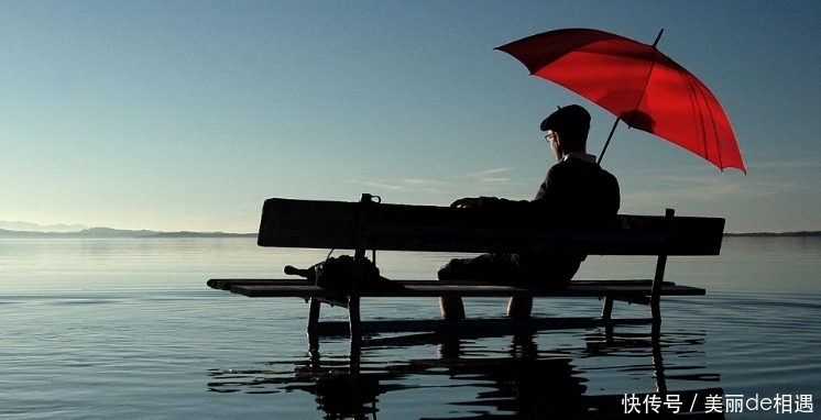 眷恋|我渴望一把属于自己的伞，那伞可以帮我遮挡风雨，也给了我一生的眷恋