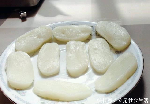 做法|全新糯米糕做法,懒人也能轻松学会,加热水烫发,比糍粑还美味