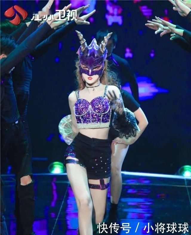 张俪|《蒙面舞王》首播迎佳绩,张俪李菲儿荣耀揭面