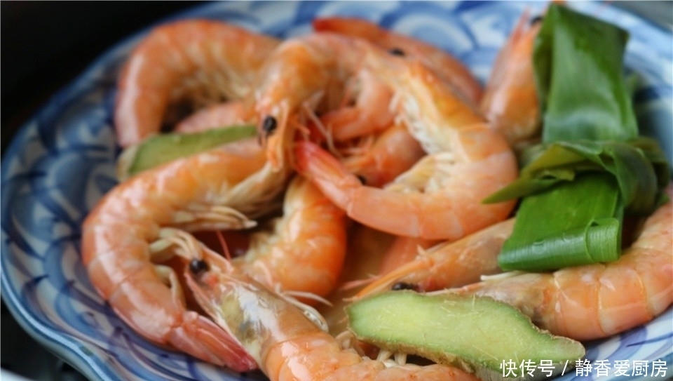  喜欢|三伏天不想做饭，最爱这碗面，只放一种调料，鲜美极了