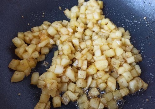  分钟|苹果加南瓜这种吃法要火了，5分钟出锅，健脾养胃，咬一口还流馅