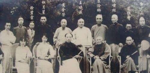 这个女人才是上海青帮的创始人,黄金荣靠