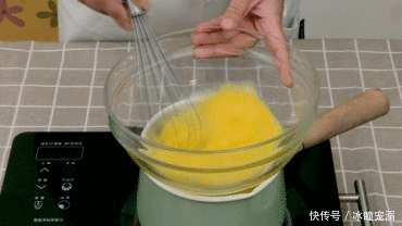  清新|【宁宁姐私房菜】躲在柠檬里的小蛋糕，清甜不腻，夏日清新第一名！