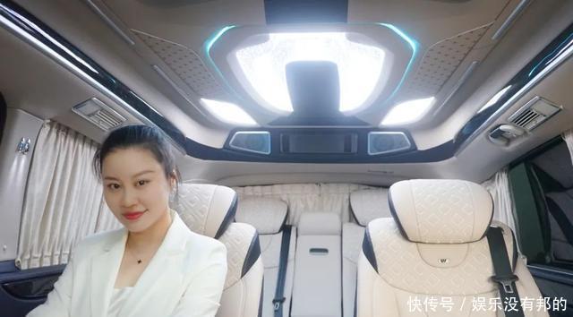  威霆|同样的外观内饰，价差高达30万，你会选奔驰威霆还是V级？