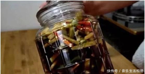 容器|秋季腌点萝卜,又脆又香!一次做6斤,存放一年也不坏