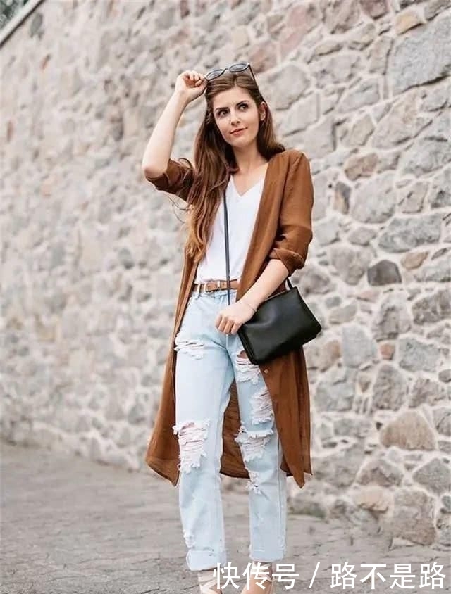 搭配|小白鞋已经淘汰,现在是“渔夫鞋”的时代,搭配裙子、裤子都好看