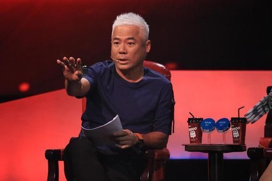  评委|曾夺星光大道总冠军，因一句话顶撞评委，如今已在娱乐圈销声匿迹