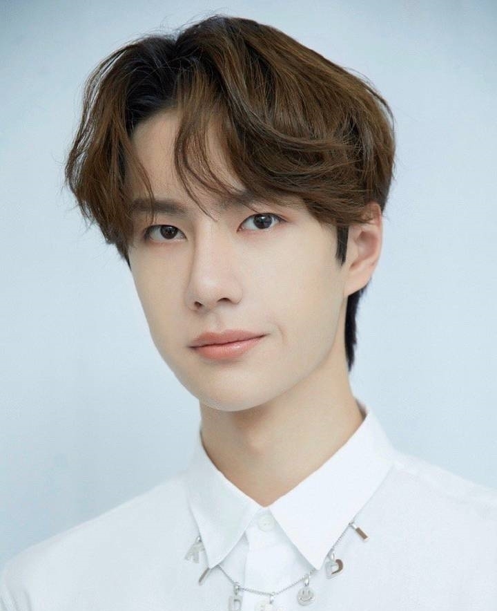 势力|818活动阵容官宣!王一博赵露思首发,一博获明星势力榜五项第一