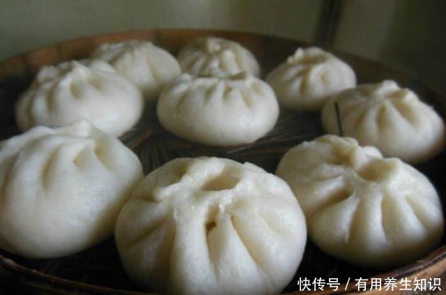 鲜嫩|想吃小笼包不要出去买了,在家就能做,鲜嫩多汁,又香又好吃