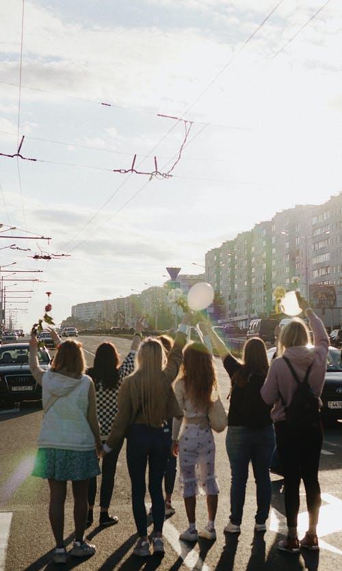 妈妈|第一次去男友家吃饭,发现三个小细节,回家后就后悔了