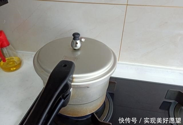 好吃|入秋后三餐别乱吃，此4个菜鲜美好吃，健康不上火，上桌就光盘