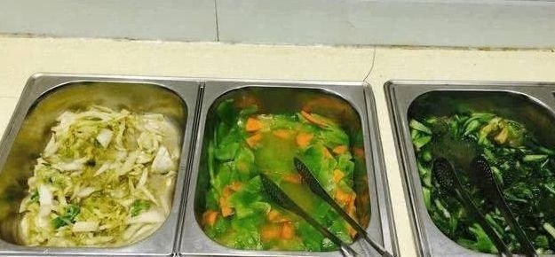 每人|舅舅承包公司食堂,每人19元随便吃,工人都说贵,你们觉得贵吗