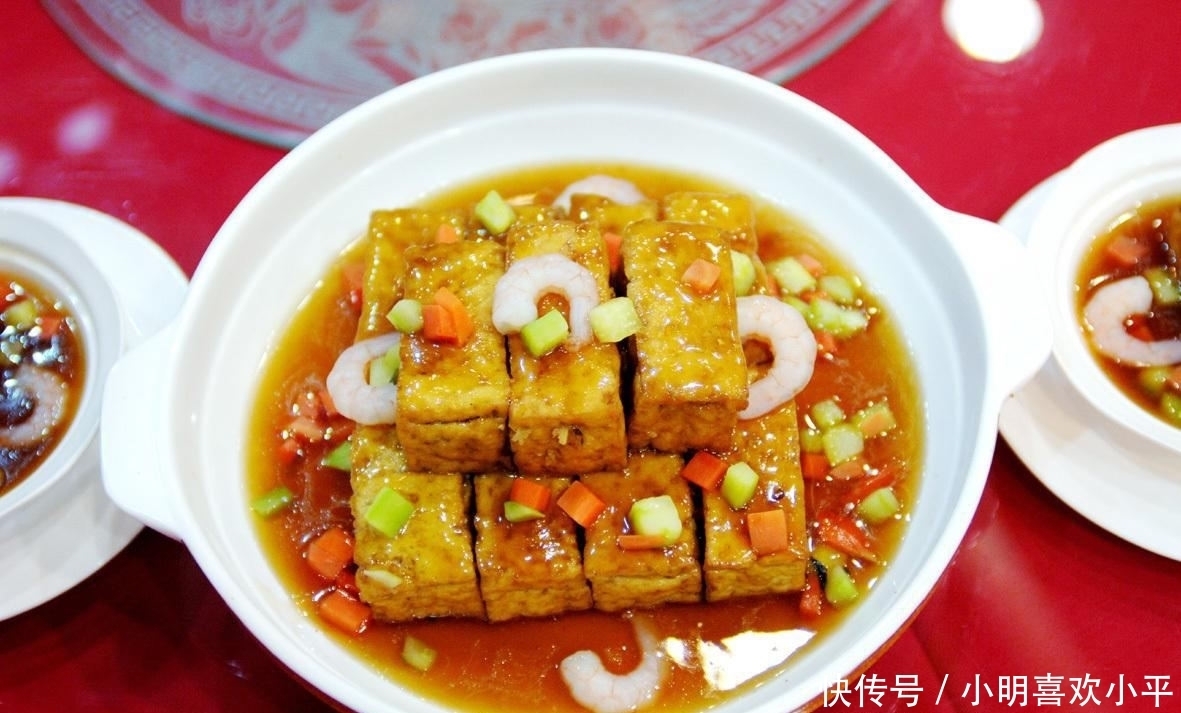 酒燃|博山豆腐箱：水漫金山塔层层，酒燃宝箱烈焰蒸，充满乡愁的一道菜