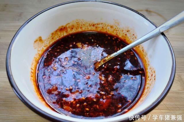 管理|现在小区封闭式管理,用这剩饭做了一顿晚餐,家人喜欢营养好!