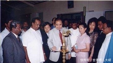 外国|中国有一个特殊姓氏, 《百家姓》里找不到, 祖先是外国王子