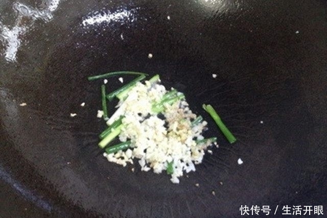 饭菜|洋葱和它一起炒,夏天里的下饭菜