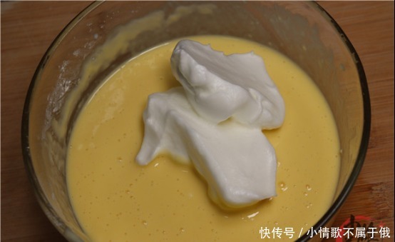 蛋清|做蛋糕时，不用电饭锅和烤箱，大厨教你一招，一个平底锅就全搞定