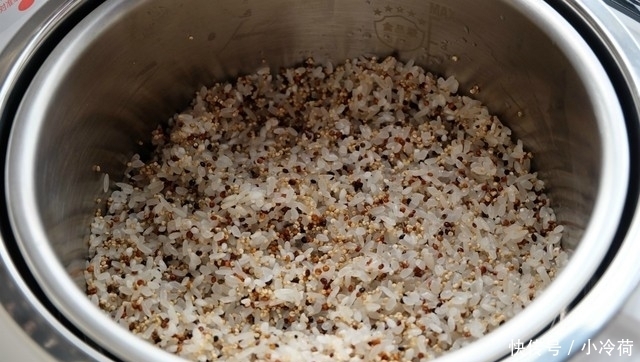  减肥|大米煮过再蒸饭，又香又软还低糖，减肥人士和糖尿病人有口福了