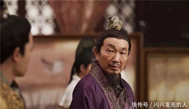 国家|历史上最有争议的奸臣,他活着时国泰民安,死后国家迅速衰亡