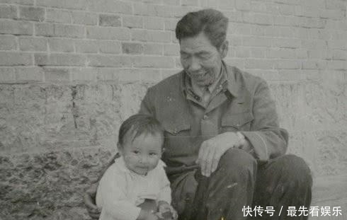 粮站|此人10次立一等功, 12次二等功, 勋章56枚, 却只当粮站站长?