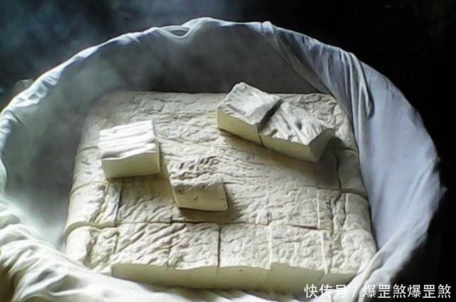 配菜|过年的标准配菜,豆腐丸子正在准备中,朋友们快来围观!