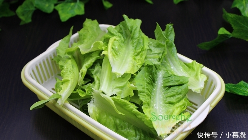 好吃|炒油麦菜时,多加一步,翠绿爽口,清香味美,比饭店还好吃