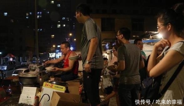 侵权告知|老汉专做方便面夜宵，年入百万