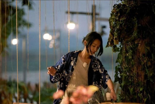 向往|《向往4》正式开播,周迅全程素颜出镜,何炅节目现场飙