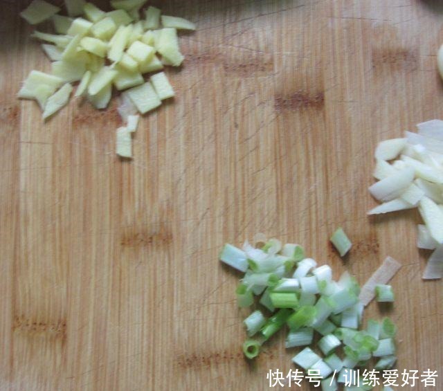 脆爽|青椒竹笋,清香鲜嫩,脆爽营养,味道十足好下饭