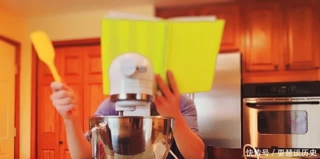 家长|孩子在家啥也不愿意干？家长做到这几点，他会成为家务好帮手！