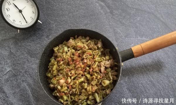 鸡肉|这道菜一年到头好吃,钙含量比鸡肉高,蛋白质也比鸡肉好