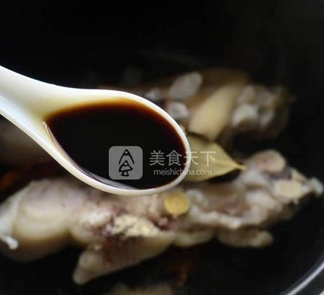 芳香|这是一个美味的卤猪蹄配方,芳香油腻,营养又美味