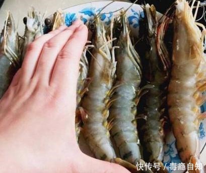 鲜虾|保存鲜虾,直接放冰箱冷冻是最“蠢”的方法,这样做,可以放更久