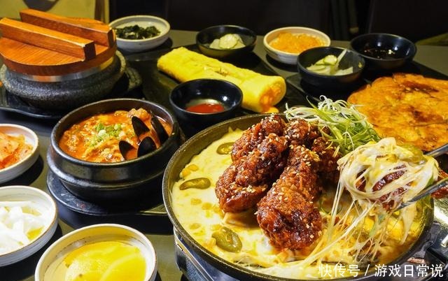 下嘴|韩国的朋友请吃“大餐”,满满一大桌,我却无从下嘴,越看越尴尬