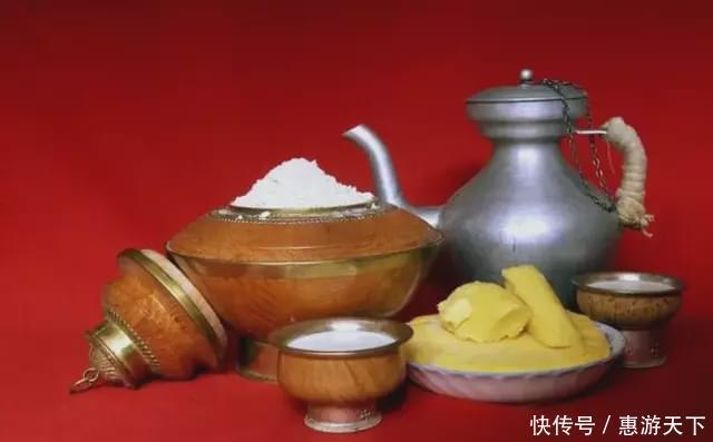 旅行|川西藏地的舌尖密码,不一样的“味蕾旅行”