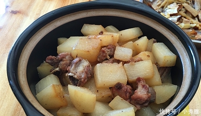 盛情难却|姐姐家请吃饭,姐夫下厨做了一桌客家菜,又吃又拿盛情难却!