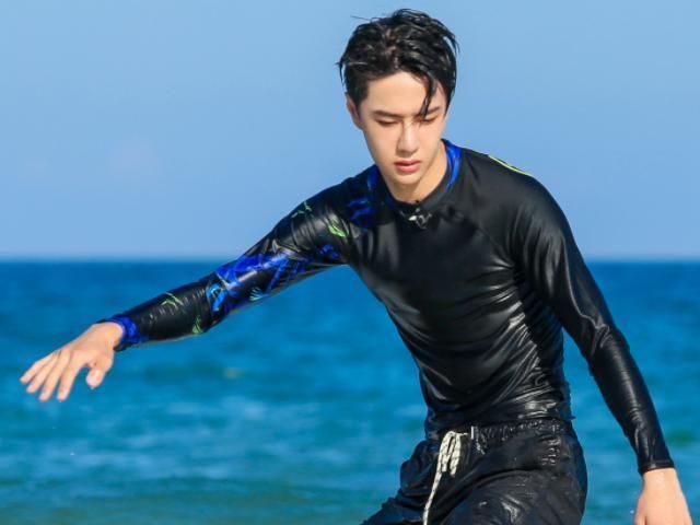 身高|当180的王一博遇到177的黄轩,本相差3CM的身高,却矮了一截