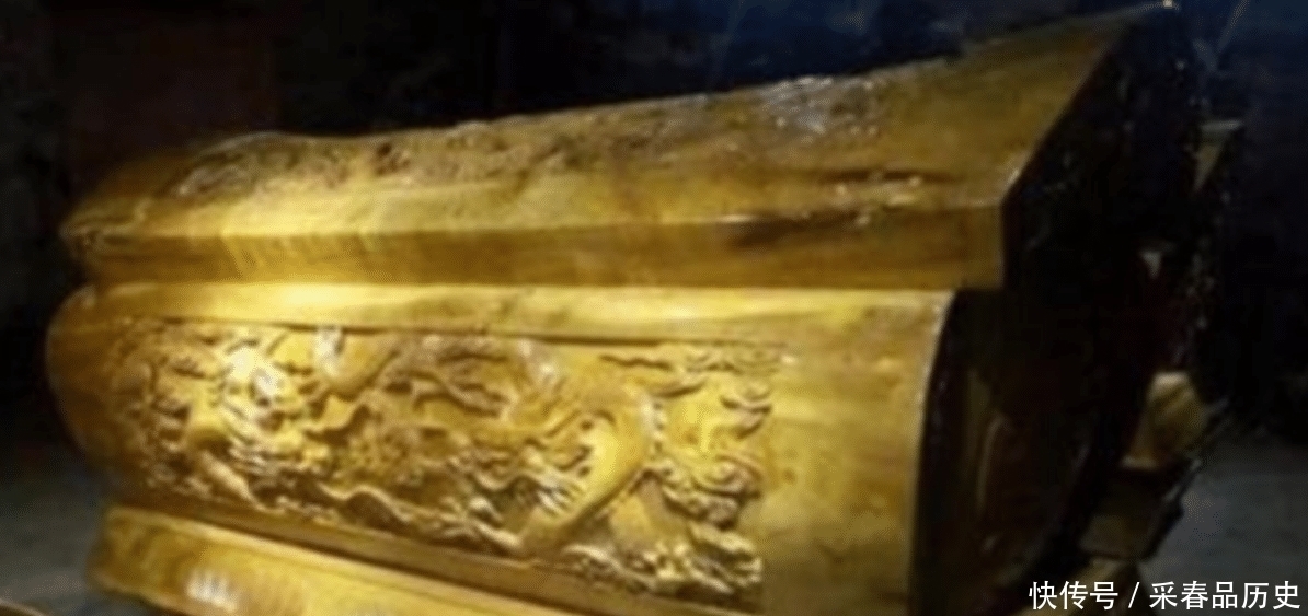 嘉庆帝|古人为何讲究“棺材不得落地”,看看嘉庆帝的8000名抬棺人就懂了